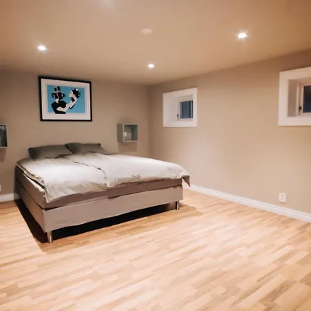 Trolltunga Living Тисседал